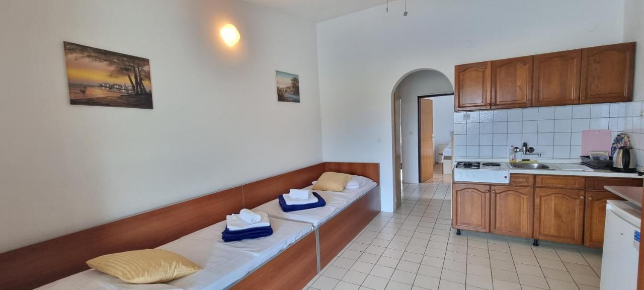 Apartments Anica Beber Borovici ภายนอก รูปภาพ